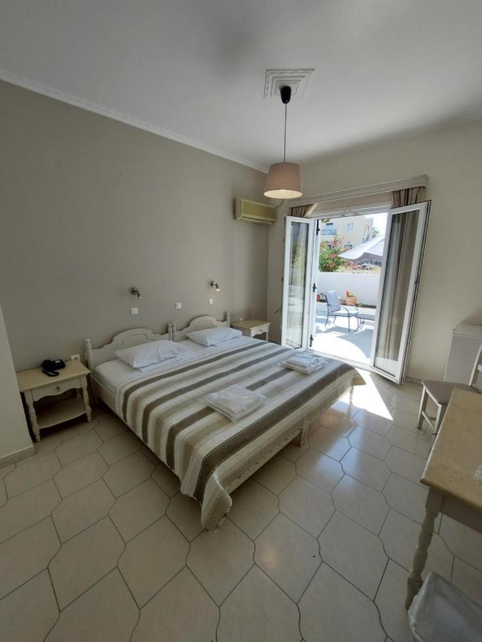 Alkyon Hotel Камари Экстерьер фото